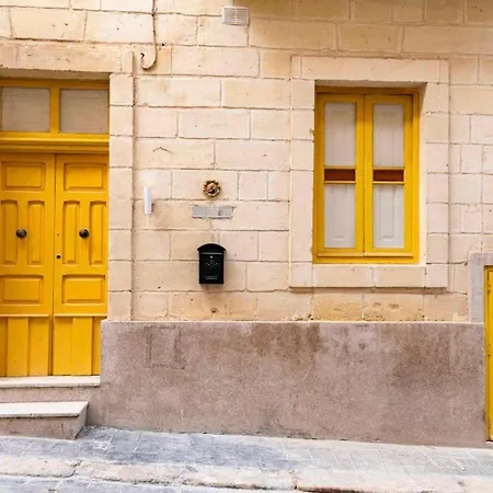 By The Grand Harbour Of Valletta * Senglea