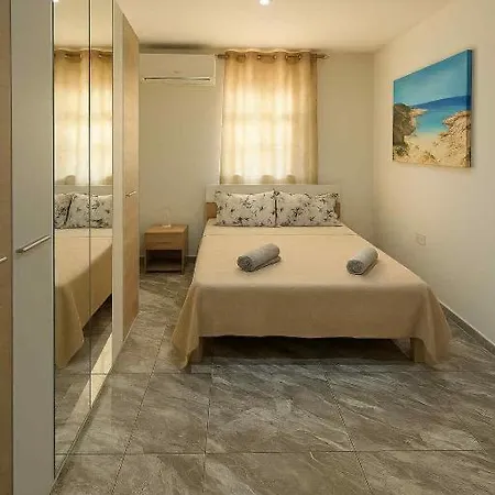 By The Grand Harbour Of Valletta Privatunterkunft *