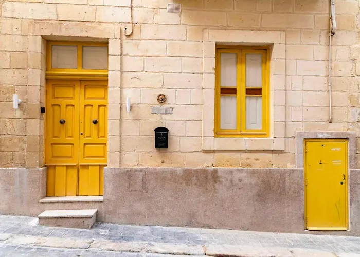 By The Grand Harbour Of Valletta * 센글리아