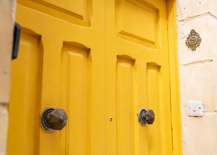 By The Grand Harbour Of Valletta 홈스테이 센글리아