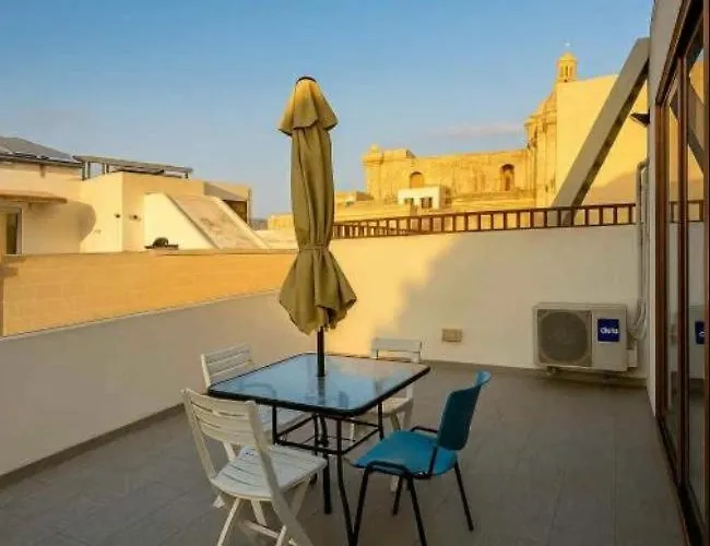 By The Grand Harbour Of Valletta * 센글리아